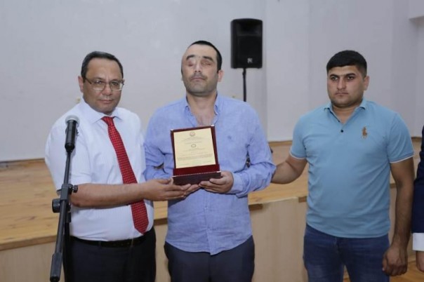 {"en":"The jubilee of veteran Rahman Nuriyev, who lost both eyes in the 44-day Patriotic War, was held at the initiative of AzV\u0130PA","az":"AzG\u018fC-in t\u0259\u015f\u0259bb\u00fcs\u00fc il\u0259 44 g\u00fcnl\u00fck V\u0259t\u0259n m\u00fcharib\u0259sind\u0259 h\u0259r iki g\u00f6z\u00fcn\u00fc itirmi\u015f qazi R\u0259hman Nuriyevin yubileyi ke\u00e7irilib","ru":"\u041f\u043e \u0438\u043d\u0438\u0446\u0438\u0430\u0442\u0438\u0432\u0435 \u0410\u0437O\u0418\u0417 \u043f\u0440\u043e\u0448\u0435\u043b \u044e\u0431\u0438\u043b\u0435\u0439 \u0432\u0435\u0442\u0435\u0440\u0430\u043d\u0430 \u0420\u0430\u0445\u043c\u0430\u043d\u0430 \u041d\u0443\u0440\u0438\u0435\u0432\u0430, \u043f\u043e\u0442\u0435\u0440\u044f\u0432\u0448\u0435\u0433\u043e \u043e\u0431\u0430 \u0433\u043b\u0430\u0437\u0430 \u0432 \u0433\u043e\u0434\u044b 44-\u0434\u043d\u0435\u0432\u043d\u043e\u0439 \u041e\u0442\u0435\u0447\u0435\u0441\u0442\u0432\u0435\u043d\u043d\u043e\u0439 \u0432\u043e\u0439\u043d\u044b."}